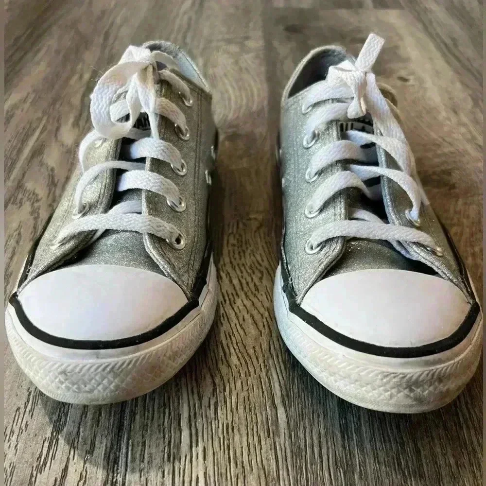 Converse Shoes Silver Star Chuck Taylor Low Top Sneakers Glitter Juniors Size 1